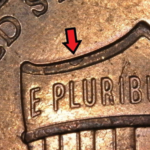 2012-P Philadelphia Lincoln Shield Penny/Cent Die Chip Error/Variety Circ Cover