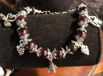 Pulsera de cristal natural granate rojo con cuentas Foto 1 de 3