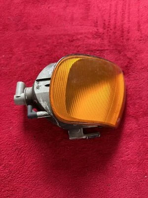 VW POLO 6N1 60 1.4 Indicatore direzione anteriore sinistro 18-3588B ORIGINALE - Immagine 1 di 4