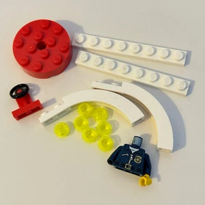 Marvel Super Heroes: Spider-Man: Doc Ock's Tentacle Trap 76059 Lego Parts - Picture 1 of 5