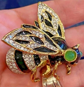 Vintage KJL Kenneth J Lane Black Enamel, Crystal and Cabochon Bee Brooch Pin - Picture 1 of 8