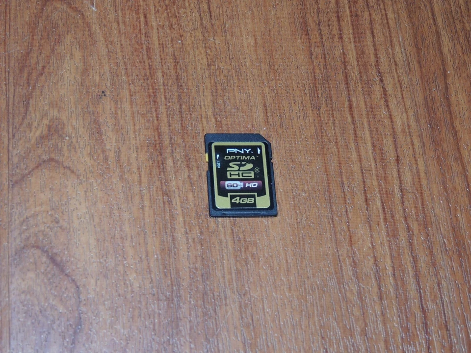 OEM Genuine PNY OPTIMA 4GB SD Memory Card - Class 4 - SD-K04G - Made in Japan - Image 1 of 1