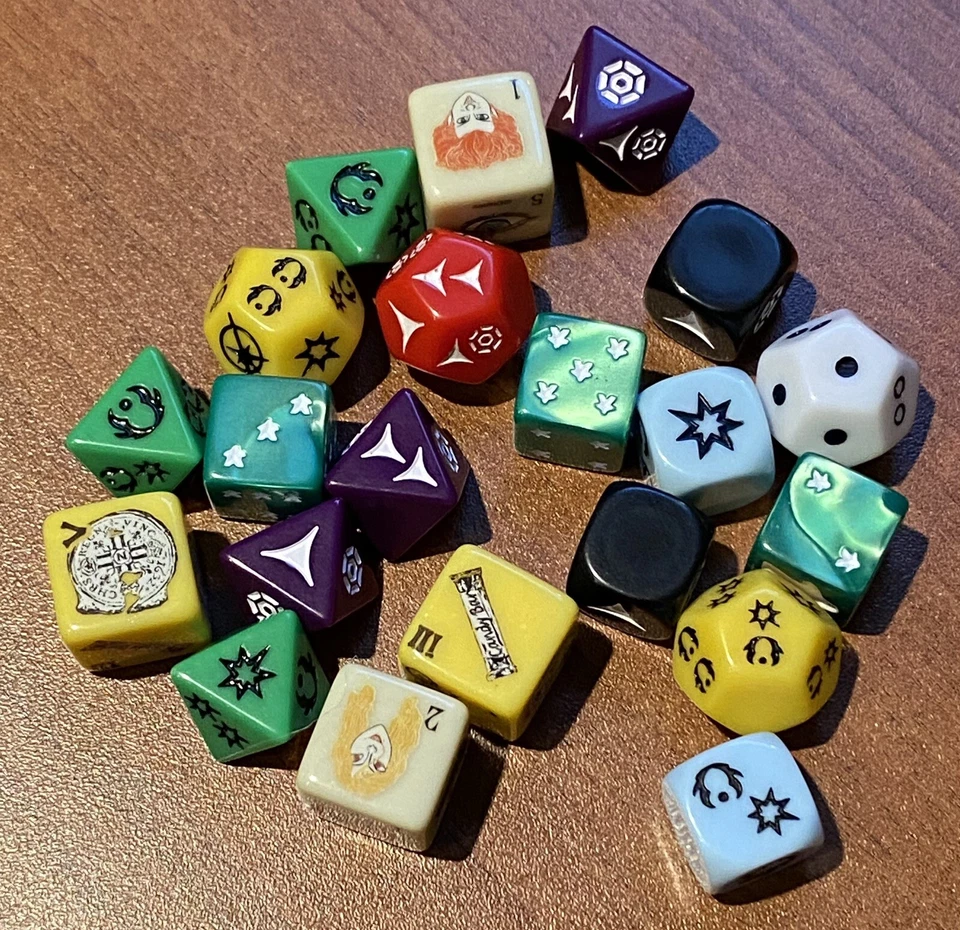 Lot Of 21 Dice Magic The Gathering Dungeons and Dragons D&D + More - Image 1 of 4