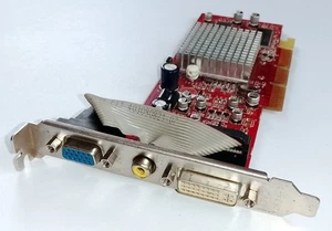 AGP 8x Grafikkarte Dell, ATI Radeon 9200 SE, 64 MB DDR, DVI VGA TV, gebraucht - Bild 1 von 3