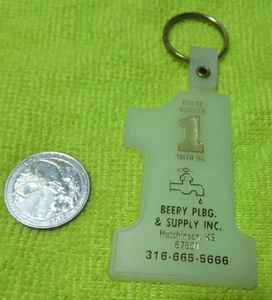 Vintage BEERY PLBG & Supply Hutchinson Kansas Werbung Schlüsselanhänger - Bild 1 von 2