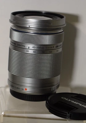 Olympus M.Zuiko 40-150mm f/4-5.6 R ED MSC Objektiv silber - Imagen 1 de 2