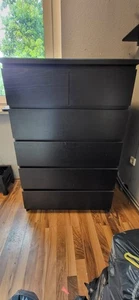Malm Kommode Schwarz mit Glasplatte – 6 Schubladen – 124 cm hoch - Bild 1 von 2