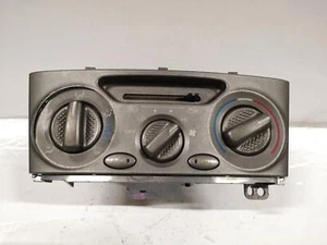 TOYOTA CELICA MK7 T230 1999 - 2006 HEATER AC CONTROLLER MANUAL 70022 - Picture 1 of 8
