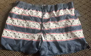 BRANDNEU HERREN GRÖSSE 3XL ÜBER DEM KNIELANG BADESHORTS STERNE MUSTER NEU MIT ETIKETT - Bild 1 von 6