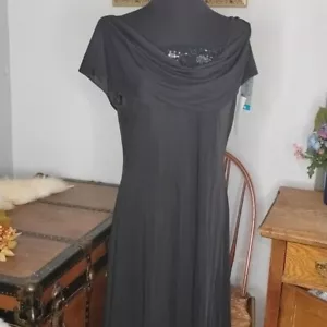 NEU Patra drapiert Blumen Perlen Wasserfallausschnitt schwarz Kleid Gr 16 - Bild 1 von 8