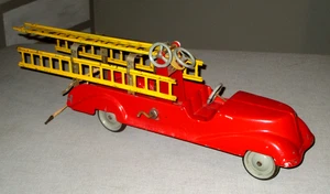 1940'S VINTAGE CAST ALUMINUM-FIRE EXT LADDER TRUCK-HOSE REEL-15" ANTIQUE TOY - Picture 1 of 20