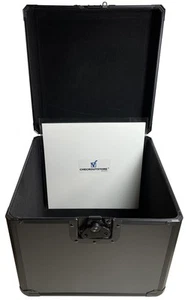 CheckOutStore schwarz limitiert Aluminium 12 Zoll LP Vinyl Schallplattenbox (hält 100 Schallplatten) - Bild 1 von 6