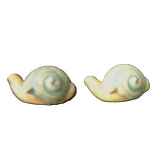 Retro Slow Green SNAIL SLUG Stud Funky EARRINGS Escargot Mollusk Novelty Jewelry - Picture 1 of 2