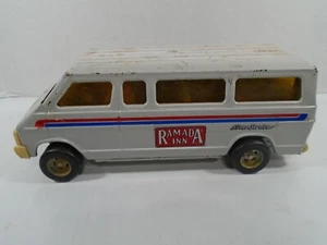 DE COLECCIÓN ERTL--RAMADA INN--FURGONETA LANZADERA DE METAL DE 11" (MIRA) - Imagen 1 de 12