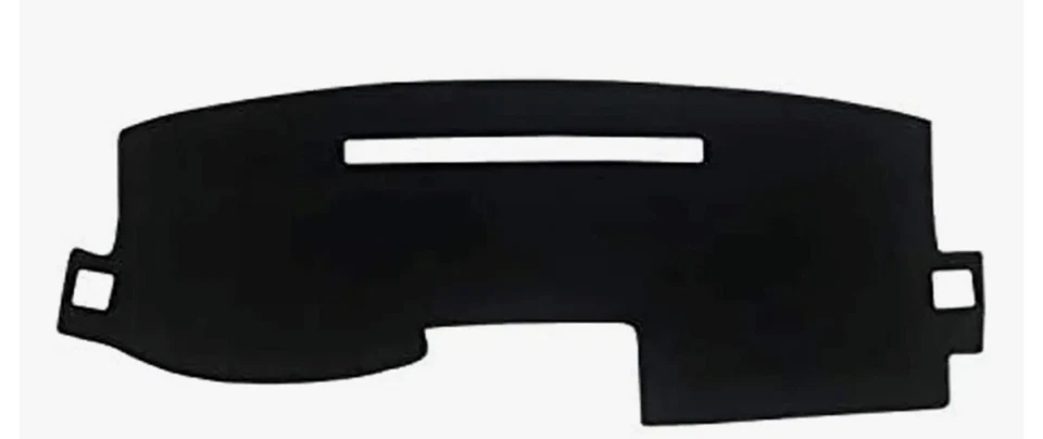 Черный чехол на приборную панель Cadillac STS 2005-2006-2007-2008-2009-2010-2011 годов выпуска - Изображение 1 из 4