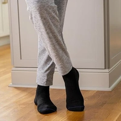 Paquete de 4 calcetines circulatorios y para diabéticos negros 13-15 Dr. Scholl's para hombre E6-2  Foto 1 de 4