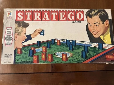 STRATEGO: Strategy Board Game, 1970 Milton Bradley Co., original comp. COMPLETE - Image 1 of 4
