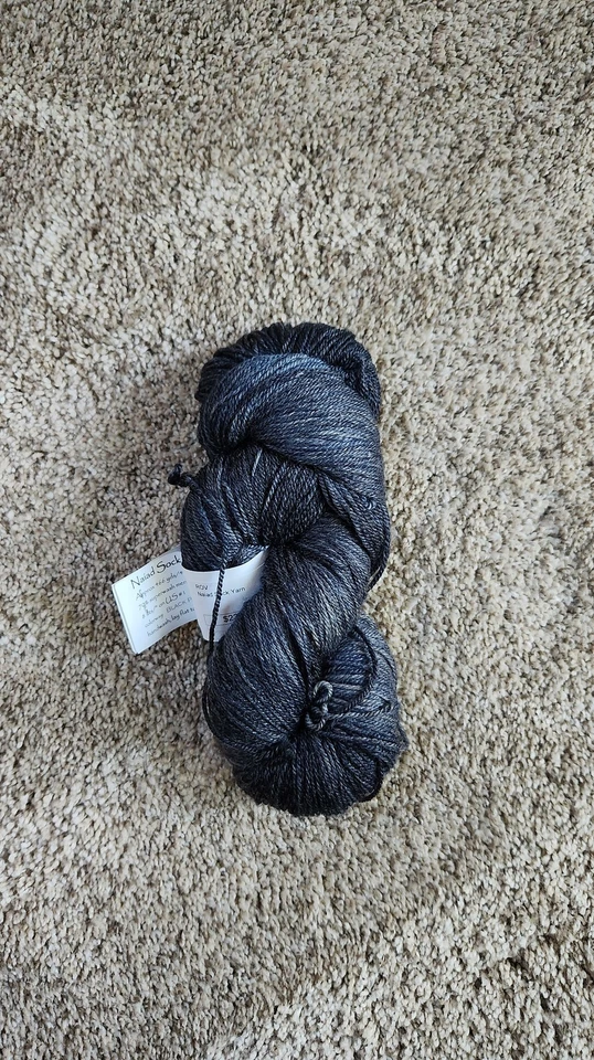 Calcetín de Náyades Fibras de Libélula, 70% Merino/20% Bambú/10% Nylon, 1 Madeja Gris  Foto 1 de 1