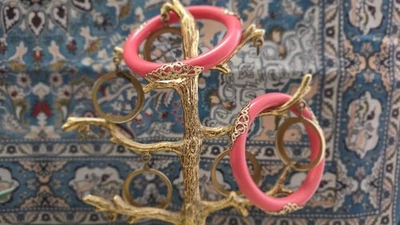 Lote de dos pulseras brazalete rosa Foto 1 de 4