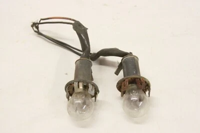 Chevrolet Impala Belair Biscayne 1959 original bombilla trasera enchufes guía GM  Foto 1 de 4