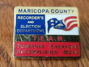 Prendedor de solapa electoral del condado de Maricopa de colección 1,5 pulgadas ou43 Departamento EQUIPO Phoenix - Imagen 1 de 2