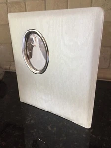 Pioneer Oval Framed Wedding Photo Album Moire Fabric Photo With Sliver Frame - Foto 1 di 11