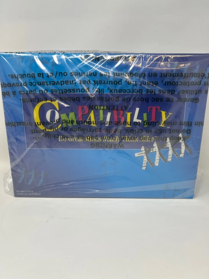 Juego de compatibilidad Crown & Andrews abierto. Completo. Foto 1 de 1