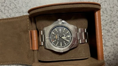 Breitling COLT 44 Automatic - Bild 1 von 3
