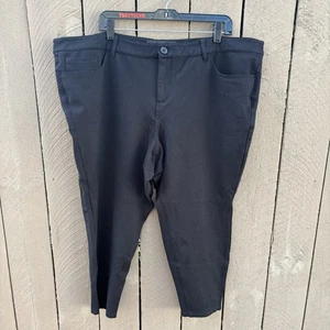 Studio by Torrid High Rise Stretch Slim Fit Capri Pants Womens Size 26R Career - Picture 1 of 7