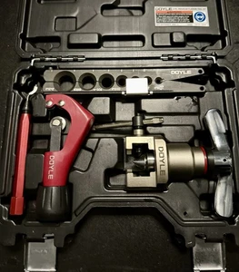Doyle 4pc Premium Flaring Tool Kit for 3/16-3/4 and 5-19mm Single Flare 6 holes - Picture 1 of 4