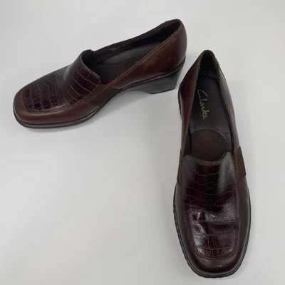 Zapatos para mujer Clarks talla 7,5 marrón cuero mocasín sin cordones estampado de cocodrilo Foto 1 de 4