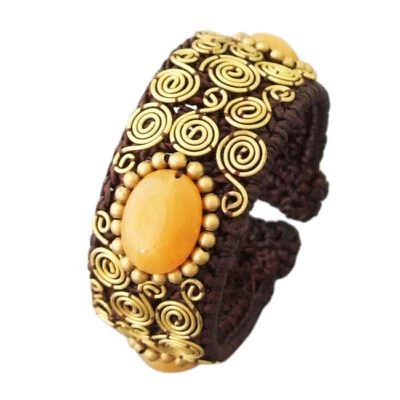 Dreamy 椭圆形红宝石螺旋黄铜棉质袖口 — 第 1/2 张图片