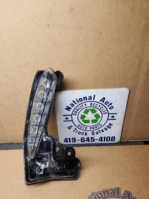 Luz antiniebla/marca/estacionamiento/giro/lámpara TOYOTA COROLLA derecha 17 18 19 malla rejilla inferior Foto 1 de 4