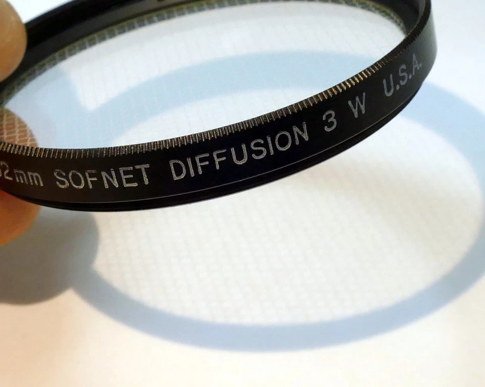 Tiffen Filter 52mm SOFTNMET White Diffusion 3 W  Soft Focus for portraiture - Image 1 of 4