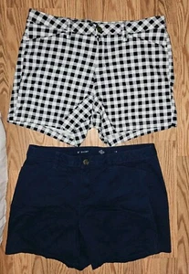 St. John's Bay Paket mit zwei kurzen 5" Schrittlänge Shorts Damengröße 14 blau & kariert - Bild 1 von 5