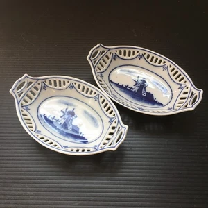 2 piatti vintage in porcellana bianca e blu Baviera mulino a vento con disegno ritagliato - Foto 1 di 8