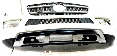 Parachoques delantero Mercedes GL450 2013-2016 con rejilla OEM #NOTA. Foto 1 de 4
