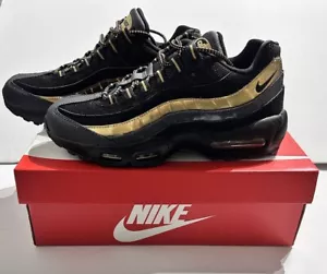 NIKE AIR MAX 95 PRM Size 9 US Men’s Black Metallic Gold Runners Sneakers NEW - Picture 1 of 21
