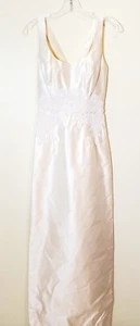 Vintage Galina Bouquet Wedding Gown Size 6 - Picture 1 of 11