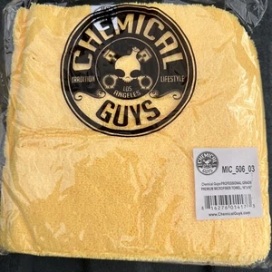Chemical Guys MIC_506_03 - Professional Grade Microfiber Towels 16" x 16" 3 Pack - Picture 1 of 4