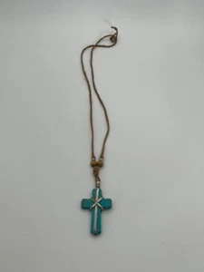 Beautiful Vintage Turquoise and Silver Tone Cross Religious Pendant - Picture 1 of 4