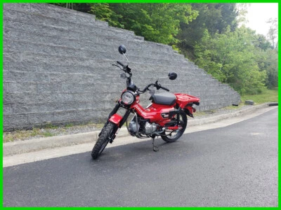 Honda Trail 125 2025 Foto 1 de 4