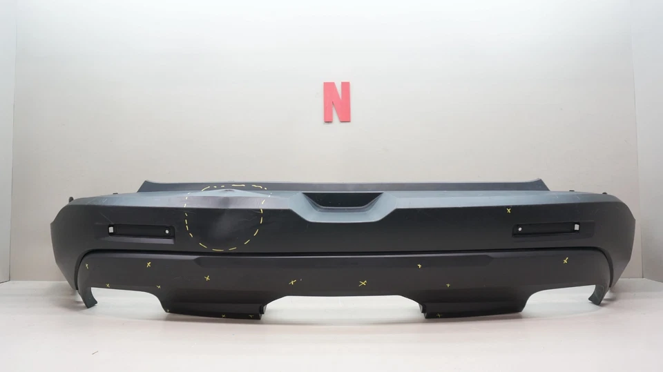 GMC ACADIA 2017-2022 cubierta de parachoques inferior trasero OEM 84085168 Foto 1 de 4