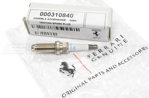 310840 ferrari spark plug - Image 1 of 1