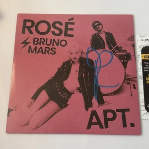 ROSE ROSIE BLACKPINK SIGNED 7” Vinyl  APT BRUNO MARS JSA COA JENNIE LISA JISOO - Picture 1 of 4