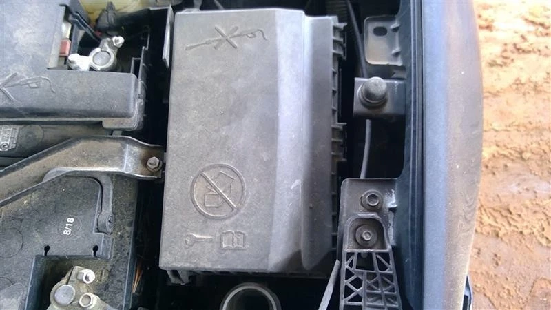 13 14 15 16 BUICK VERANO Engine Fuse Box - Изображение 1 из 1