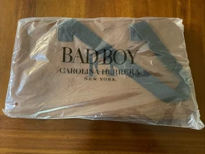 Neu Carolina Herrera Bad Boy braun schwarz Reisetasche Handgepäck Seesack Sport - Bild 1 von 6