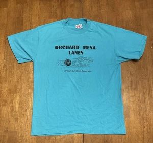 Camiseta Vintage Años 90 Bowling Alley Gráfica Grande Azul - Imagen 1 de 9