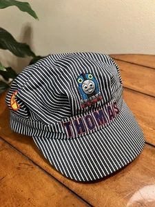 Cappello Berretto Thomas Il Treno Motore Conduttore Ingegnere Bambini Righe 2006 - Foto 1 di 8