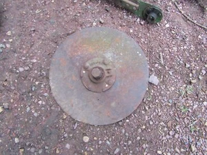 JOHN DEERE ROW CROP CULTIVATOR STABILIZER COULTER HUB ASSEMBLY N130050 - Picture 1 of 4